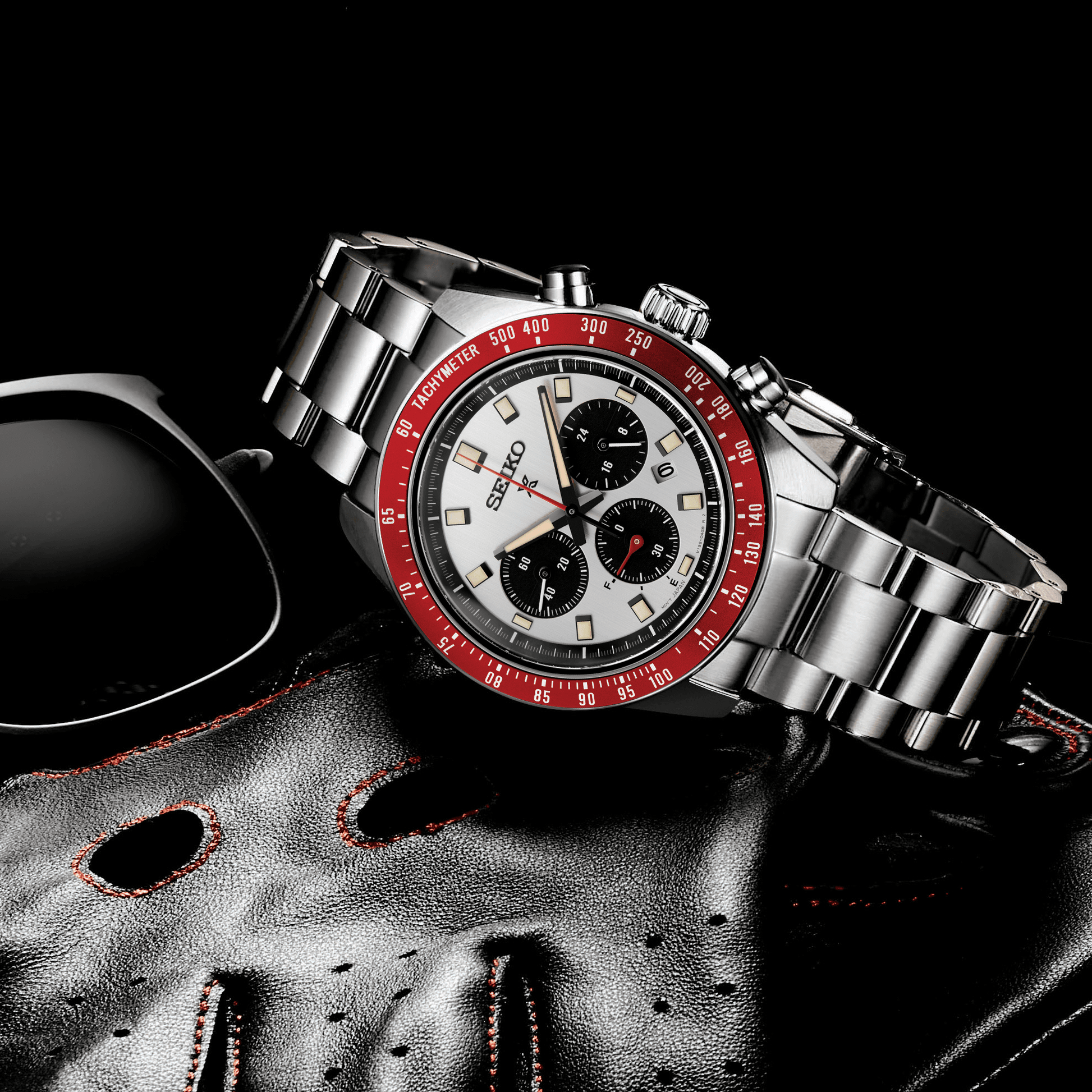 Seiko Speedtimer Solar Chronograph Watch SSC945