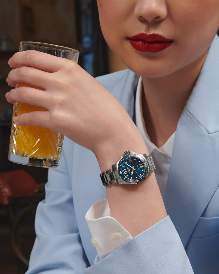 Hydroconquest Quartz Watch, Ø 32.00 Mm, Stainless Steel And Ceramic Bezel.