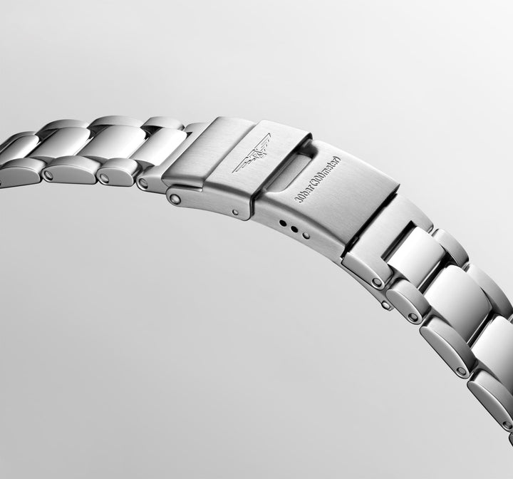 Hydroconquest Quartz Watch, Ø 32.00 Mm, Stainless Steel And Ceramic Bezel.