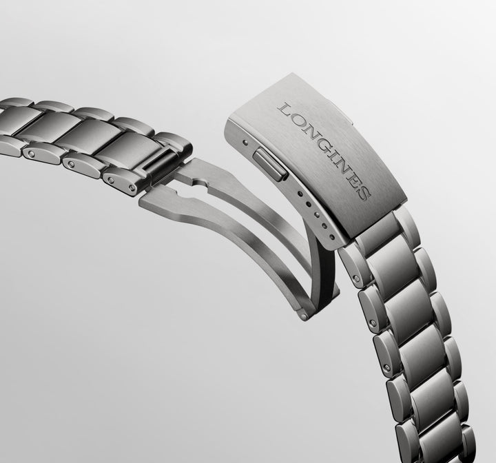 Spirit Flyback Titanium Automatic Watch, Ø 42.00 Mm, Titanium And Ceramic Bezel.