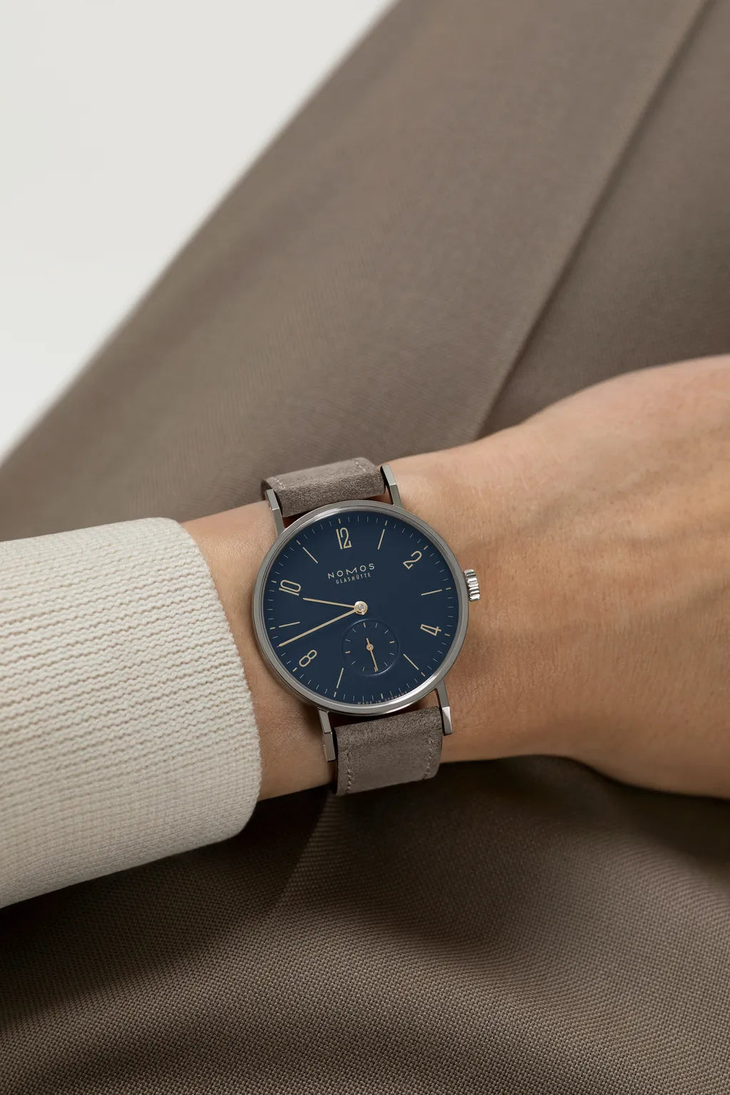 tangente-midnight-blue