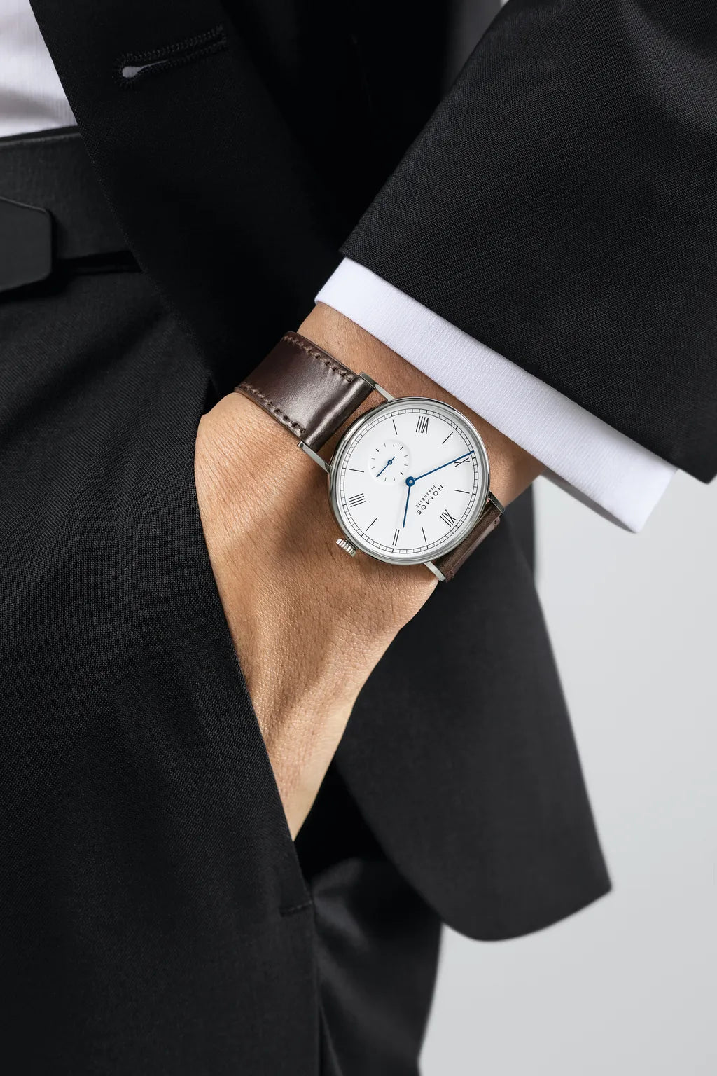 ludwig-38-enamel-white