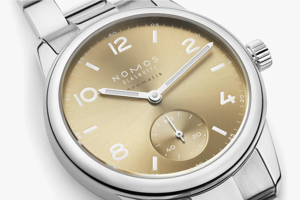club-sport-neomatik-34-gold