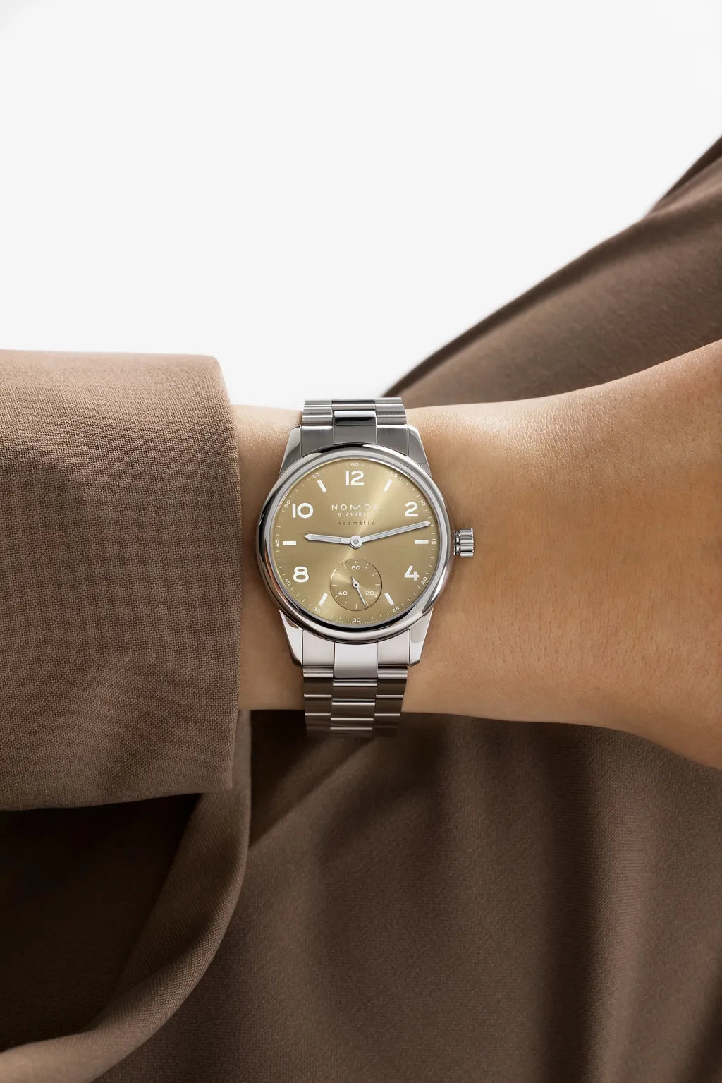 club-sport-neomatik-34-gold