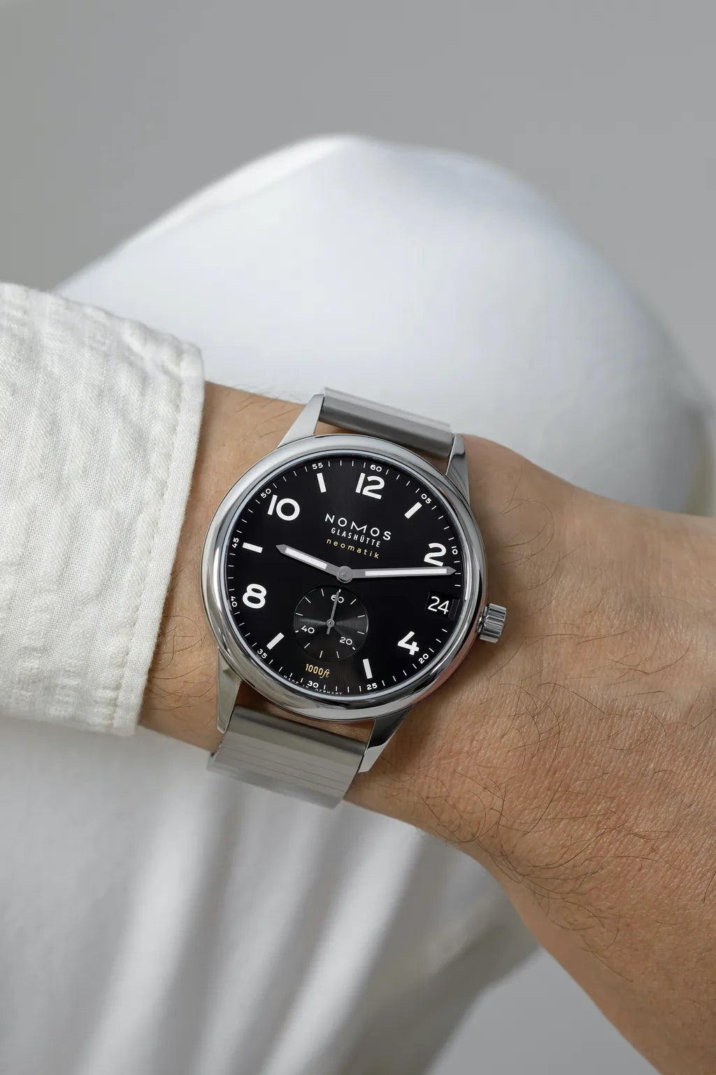 club-sport-neomatik-42-date-black