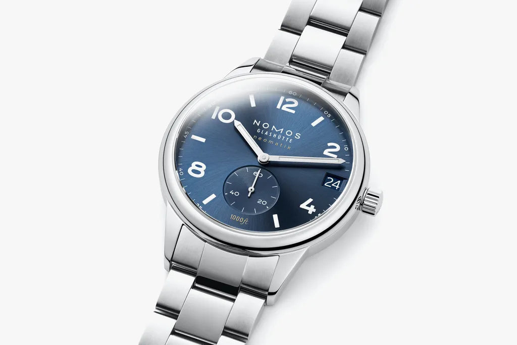club-sport-neomatik-42-date-blue