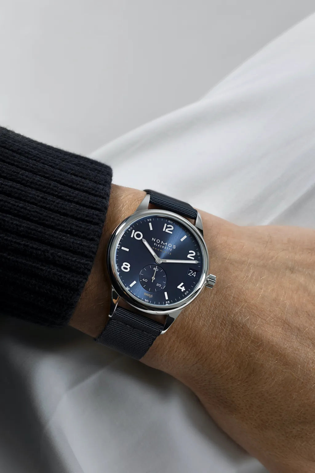 club-sport-neomatik-42-date-blue