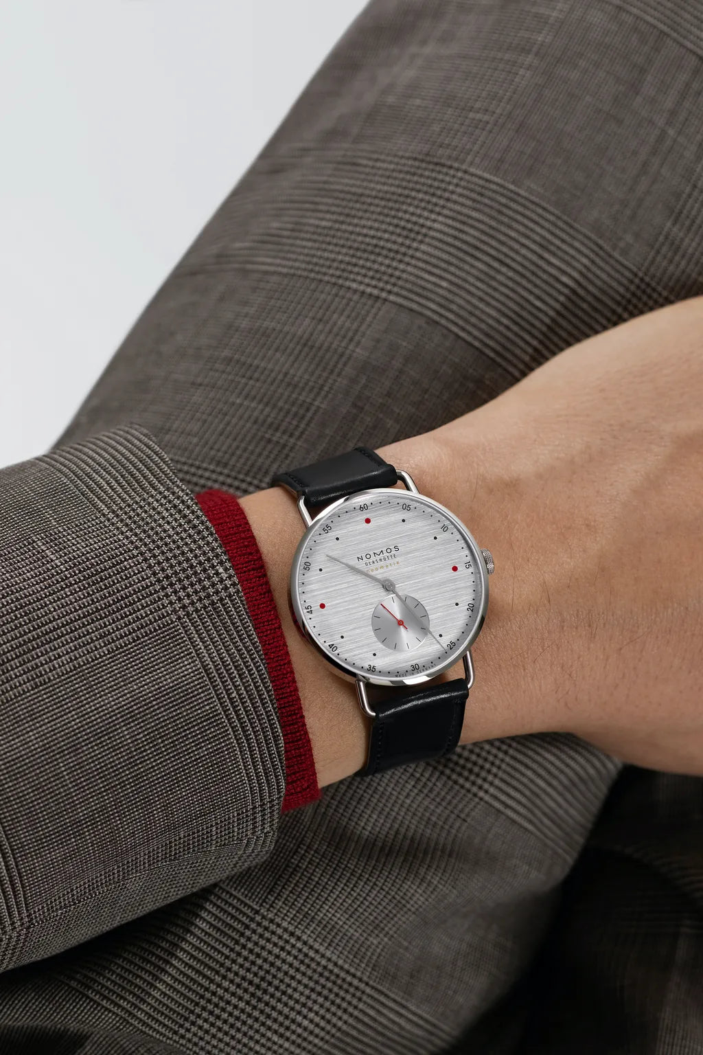 metro-neomatik-39-silvercut
