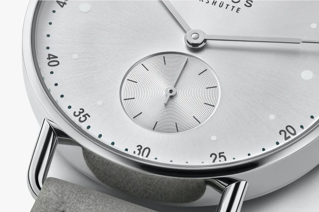 metro-33-all-silver