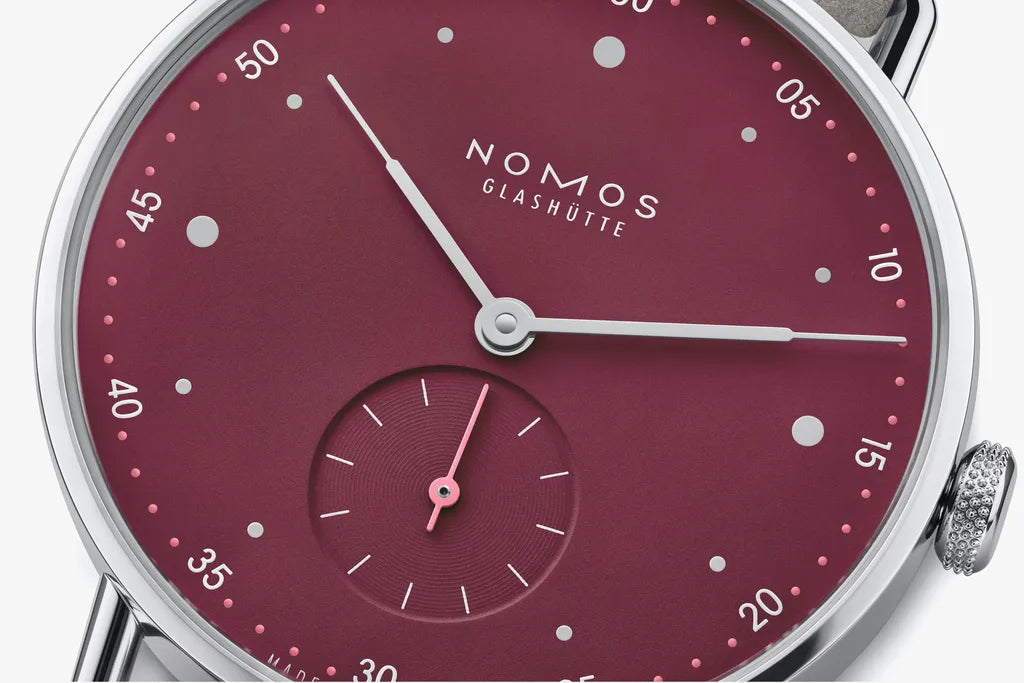 metro-33-muted-red