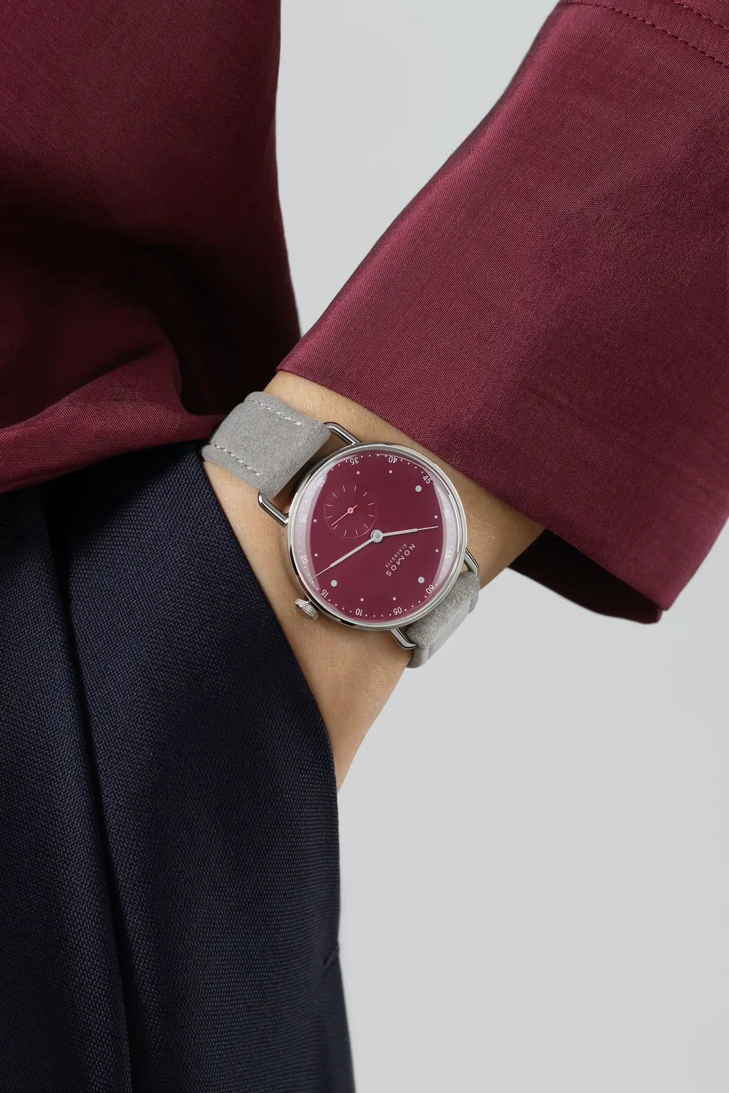 metro-33-muted-red