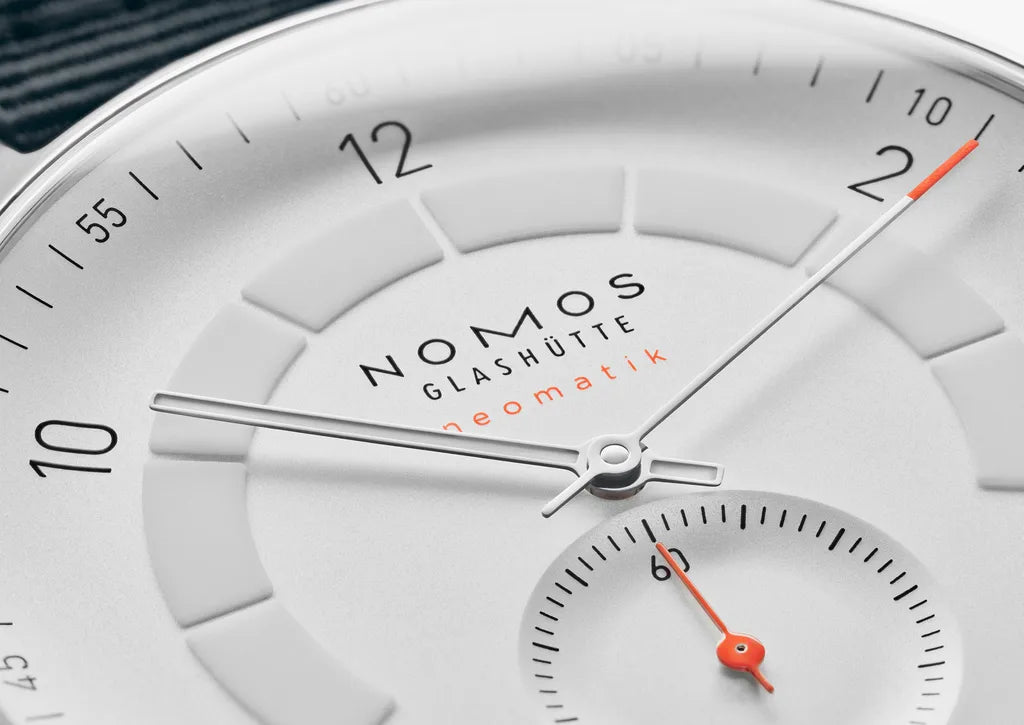 autobahn-neomatik-41-date
