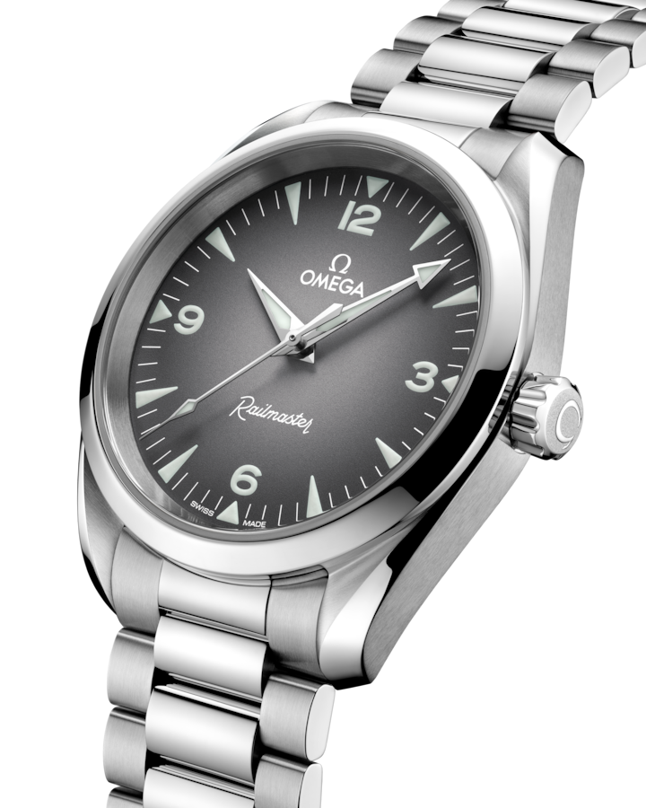 Omega Seamaster Railmaster 38 mm, steel on steel Self Winding Watch 235.10.38.20.06.001