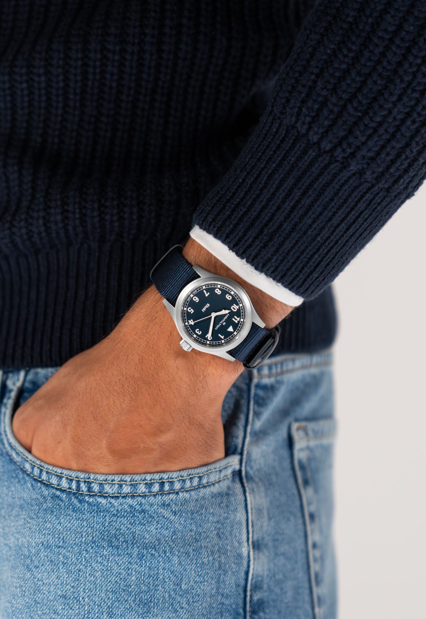 Hamilton Quartz 38mm H69401940