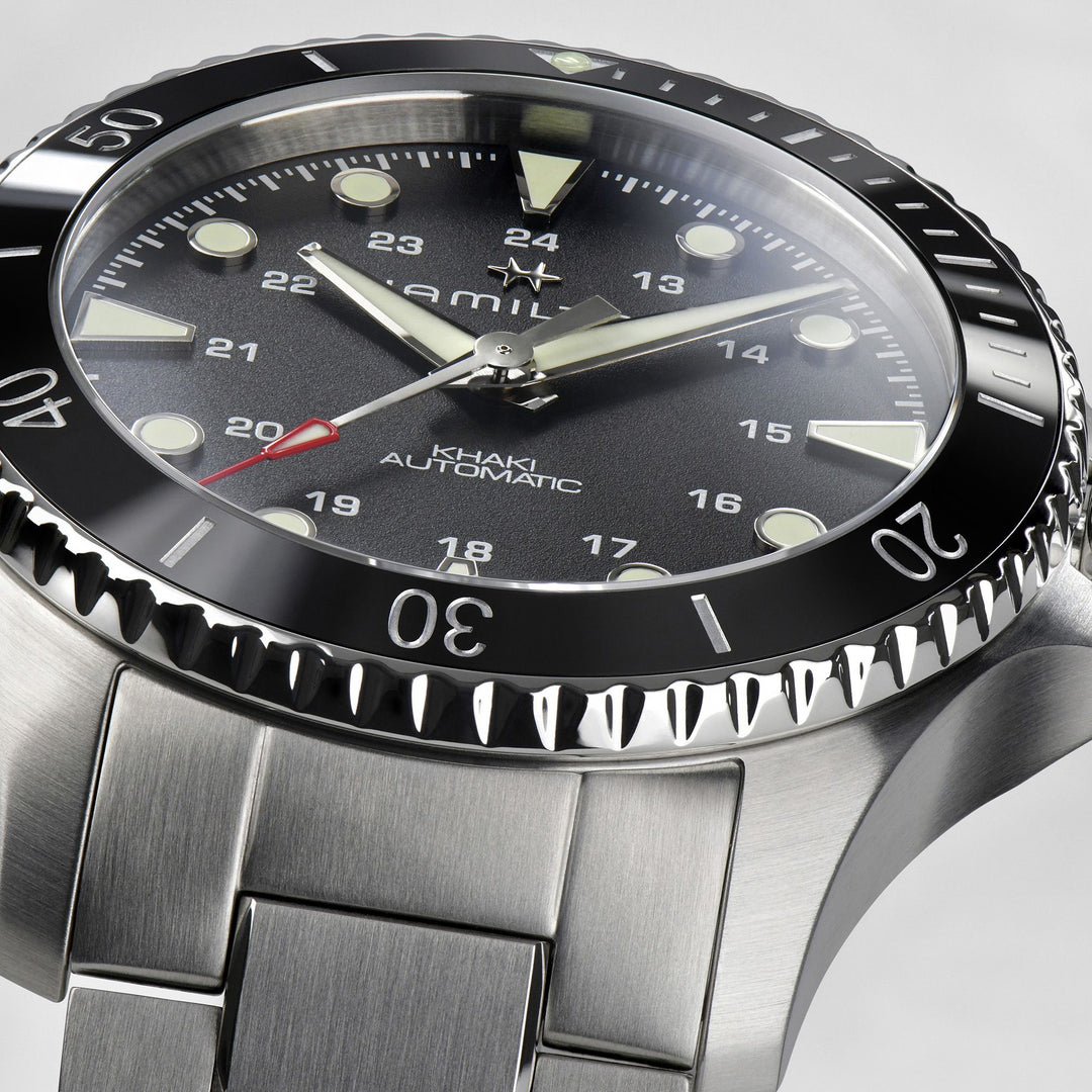 Hamilton Khaki Navy Scuba Auto H82515130