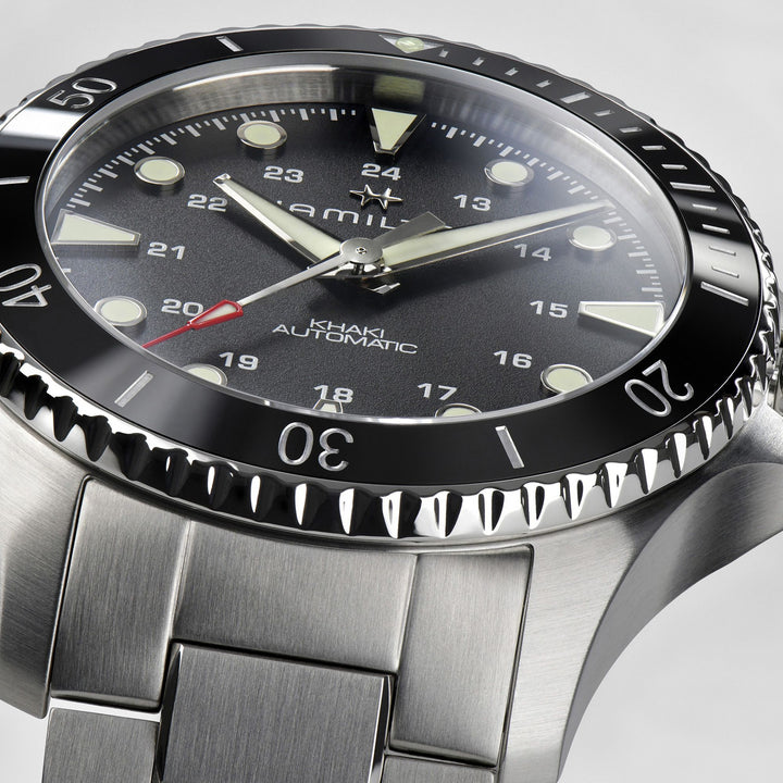 Hamilton Khaki Navy Scuba Auto H82515130