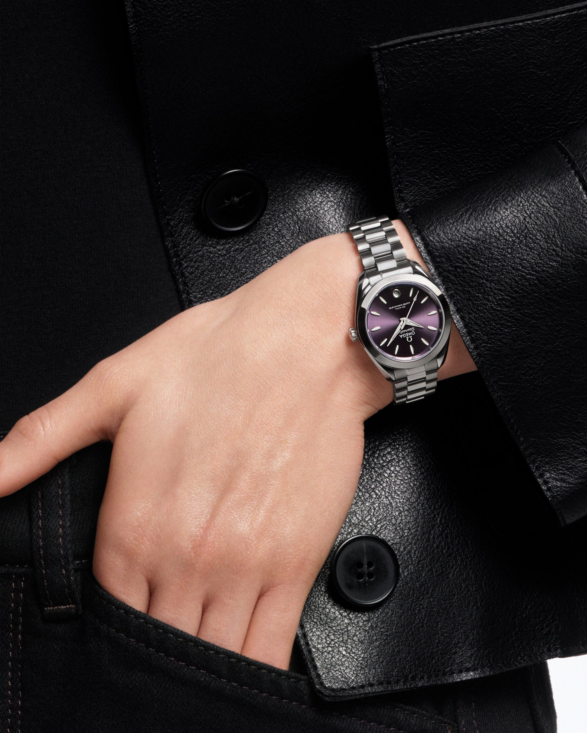 Omega Seamaster Aqua Terra 150M Self Winding Watch 220.10.30.20.10.002